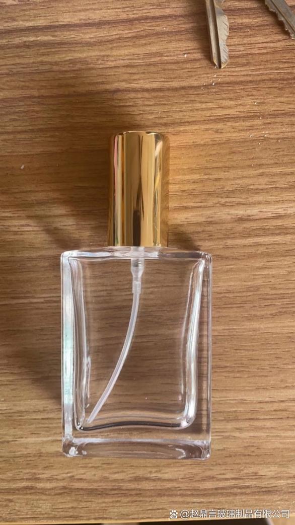 匠心燒制，以玻璃之美成就每一寸精品——全品類玻璃瓶定制生產專家